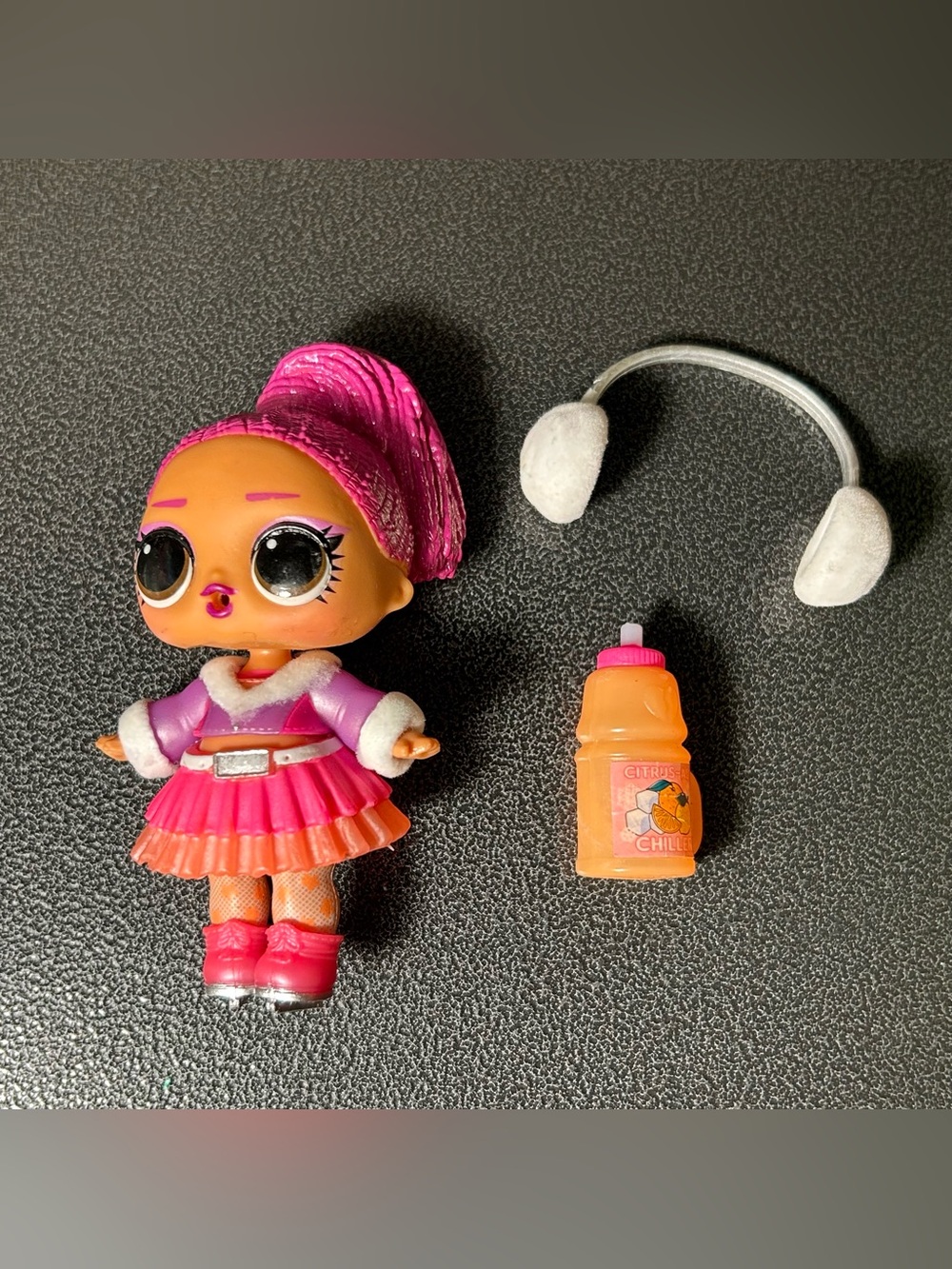 L.O.L. Surprise! - Winter Snow Tots Iceskating Doll